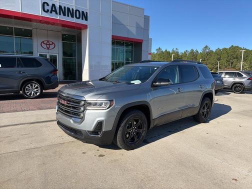 2023 GMC Acadia AWD AT4