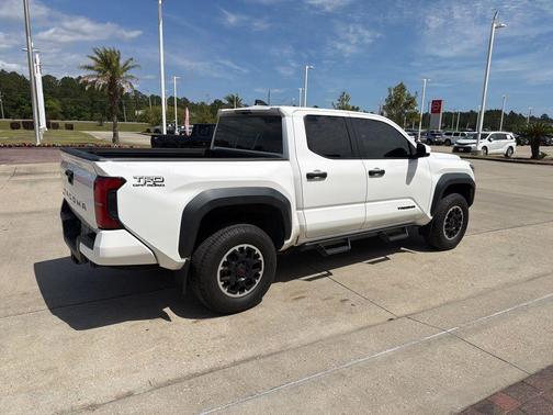 2024 Toyota Tacoma TRD Off Road