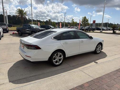 Platinum White Pearl 2023 Honda Accord LX 1.5T