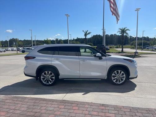 2024 Toyota Highlander Limited