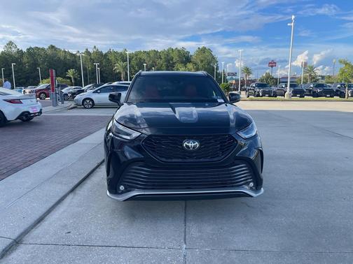 2023 Toyota Highlander XSE