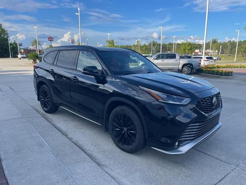 2023 Toyota Highlander XSE