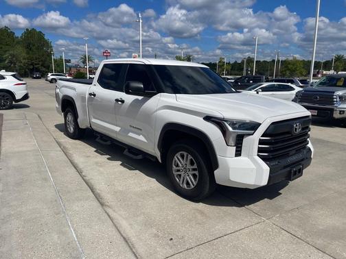 2024 Toyota Tundra SR5