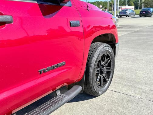 2019 Toyota Tundra SR5