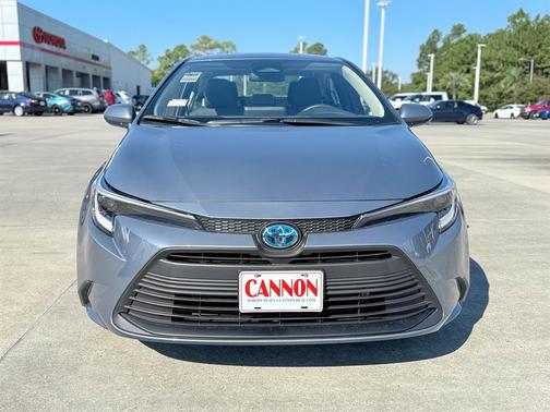 2025 Toyota Corolla Hybrid LE