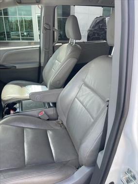2018 Toyota Sienna SE