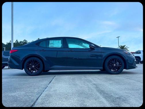 Underground 2026 Toyota Camry SE