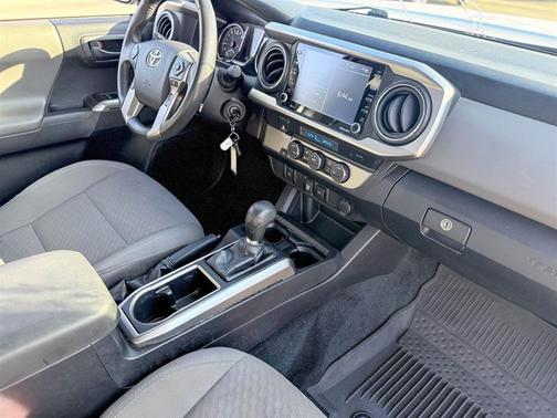 2022 Toyota Tacoma SR5