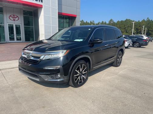 2020 Honda Pilot Touring 8-Passenger