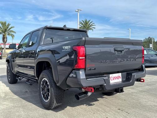 2025 Toyota Tacoma TRD Off-Road