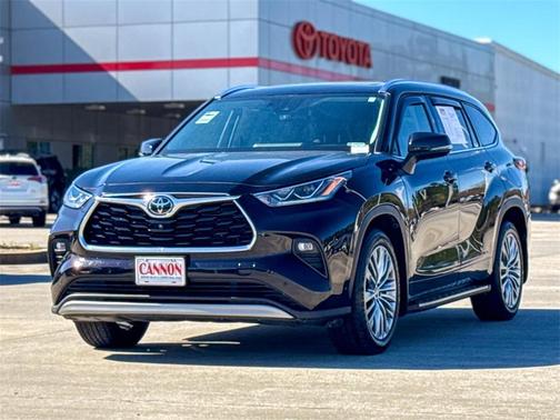 2022 Toyota Highlander Platinum
