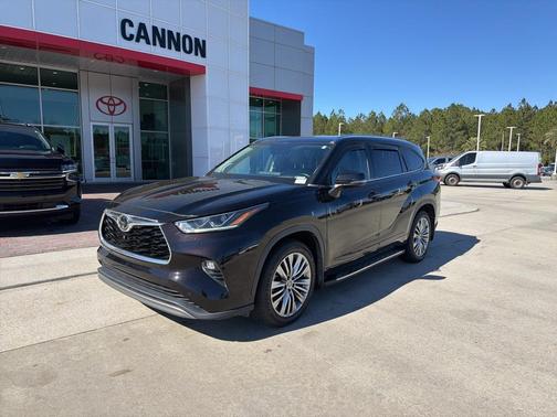 2022 Toyota Highlander Platinum