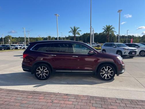 2021 Honda Pilot Touring 8-Passenger