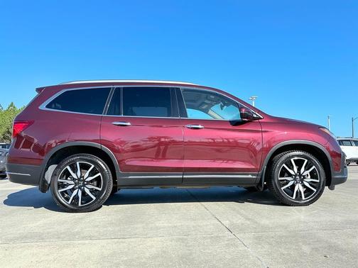 2021 Honda Pilot Touring 8-Passenger