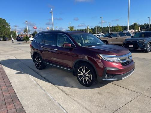 2021 Honda Pilot Touring 8-Passenger