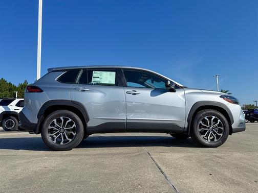 2022 Toyota Corolla Cross LE