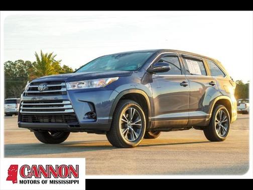 2019 Toyota Highlander LE I4