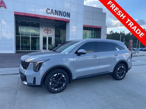 2025 Kia Sorento S
