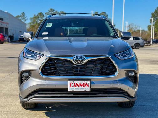 2026 Toyota Highlander Hybrid Platinum