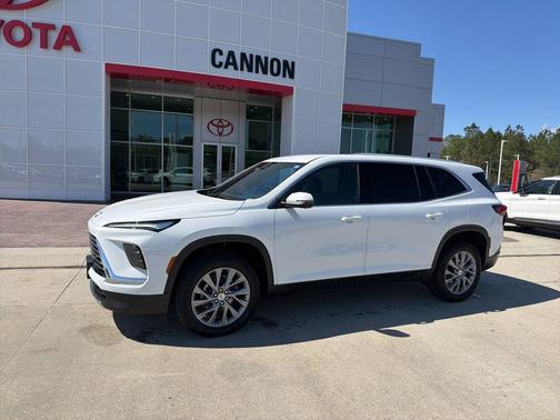 2025 Buick Enclave Preferred FWD