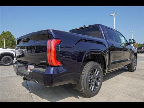 2025 Toyota Tundra Hybrid Platinum