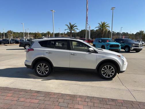 2017 Toyota RAV4 Limited
