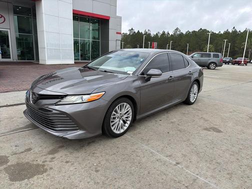2020 Toyota Camry XLE