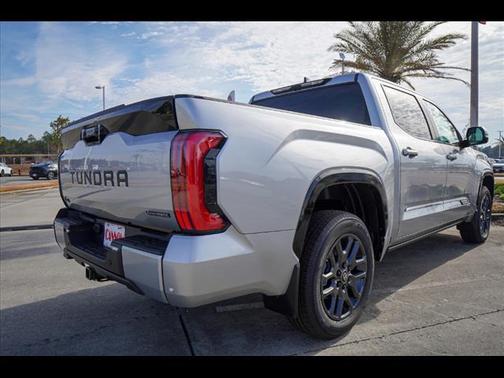 2025 Toyota Tundra Hybrid Platinum