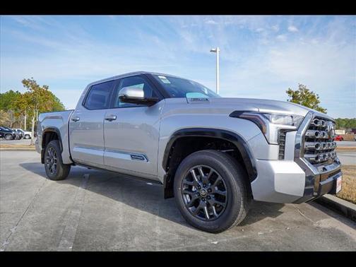 2025 Toyota Tundra Hybrid Platinum