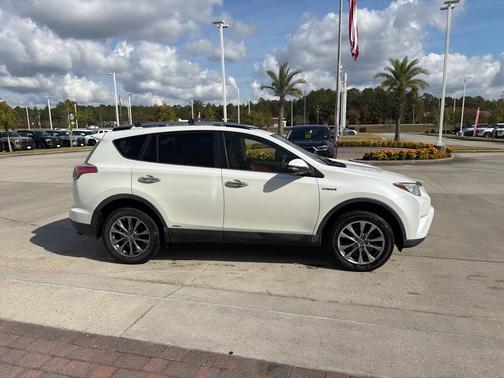 2017 Toyota RAV4 Hybrid Limited