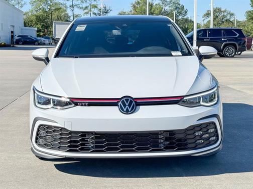 2024 Volkswagen Golf GTI 2.0T SE DSG