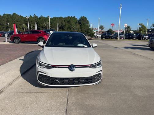 2024 Volkswagen Golf GTI 2.0T SE DSG