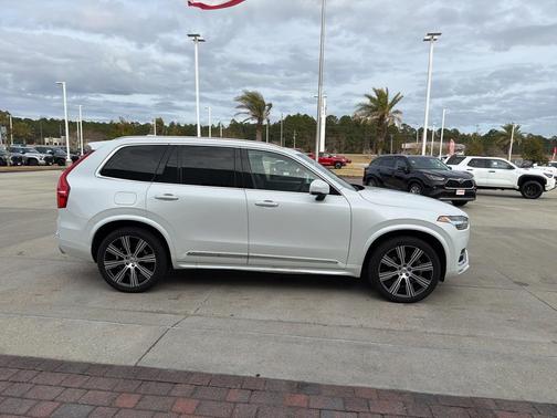 2021 Volvo XC90 T6 Inscription