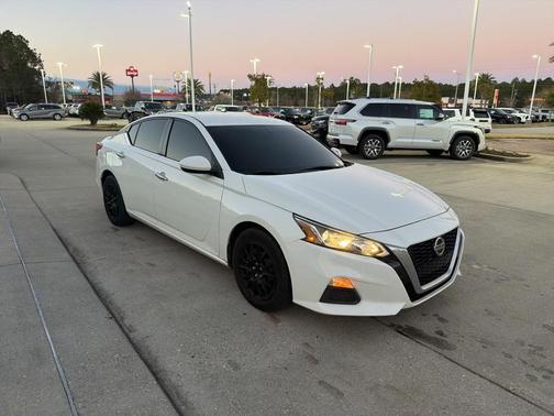 2020 Nissan Altima S FWD