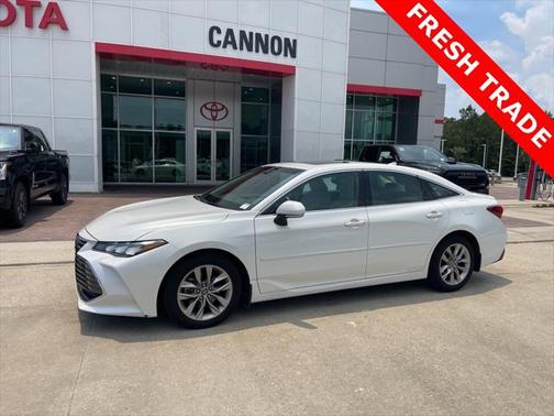 2019 Toyota Avalon XLE