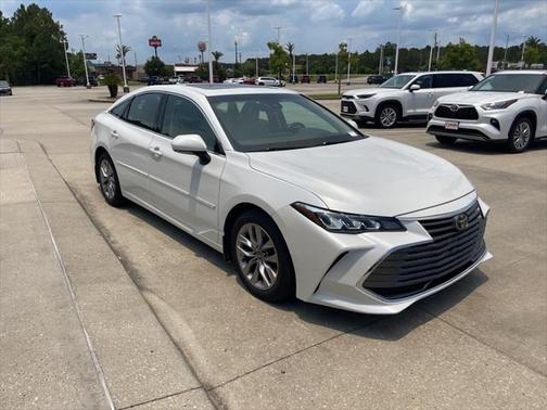 2019 Toyota Avalon XLE