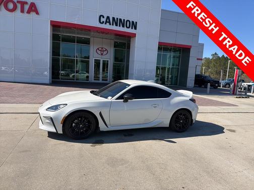 2025 Toyota GR86 Premium