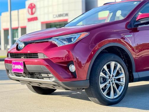 2018 Toyota RAV4 Hybrid SE