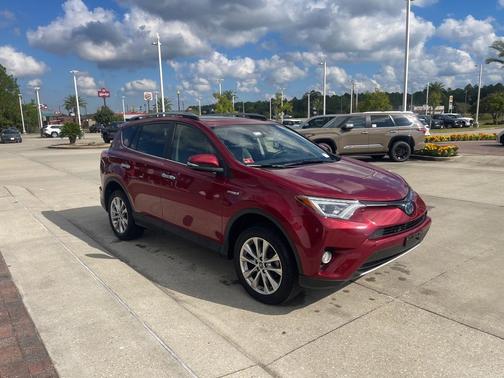 2018 Toyota RAV4 Hybrid SE