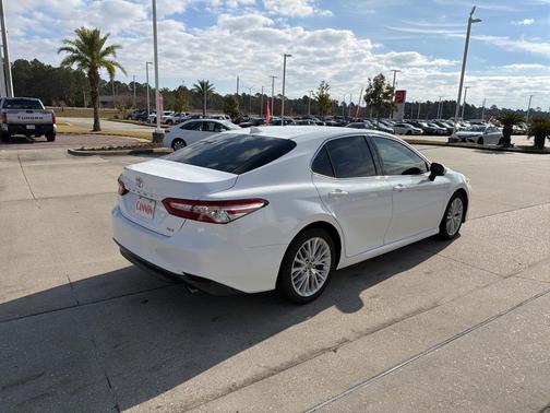 2019 Toyota Camry XLE