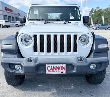 2022 Jeep Wrangler Unlimited Sport