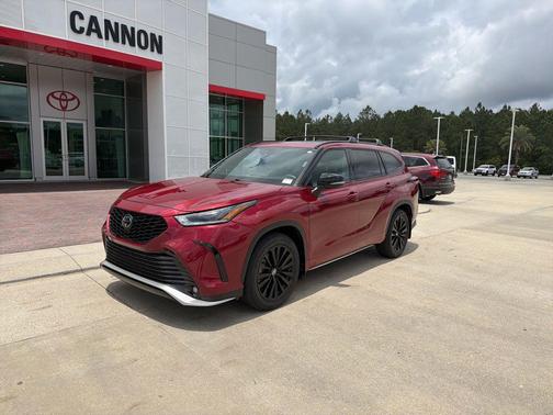 Ruby Flare Pearl 2024 Toyota Highlander XSE
