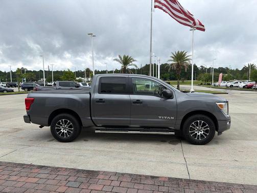 Gun Metallic 2023 Nissan Titan SV