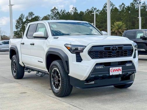 2025 Toyota Tacoma Hybrid TRD Off Road