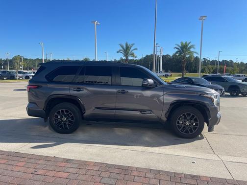 2024 Toyota Sequoia Platinum