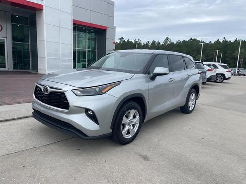 2023 Toyota Highlander Platinum