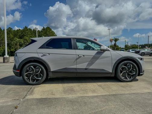 2023 Hyundai IONIQ 5 SE