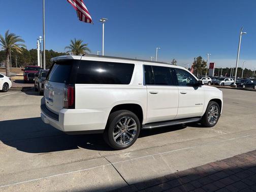 2017 GMC Yukon XL SLT