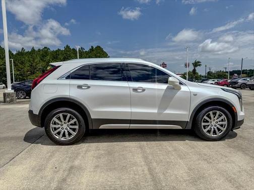 2020 Cadillac XT4 Premium Luxury