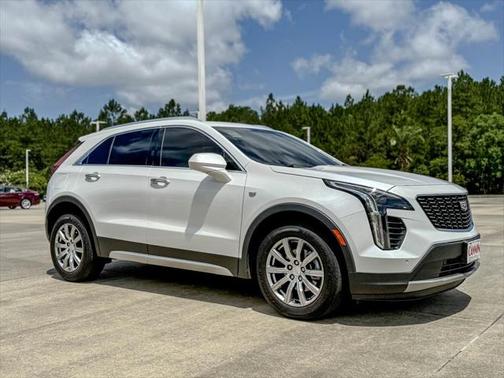 2020 Cadillac XT4 Premium Luxury